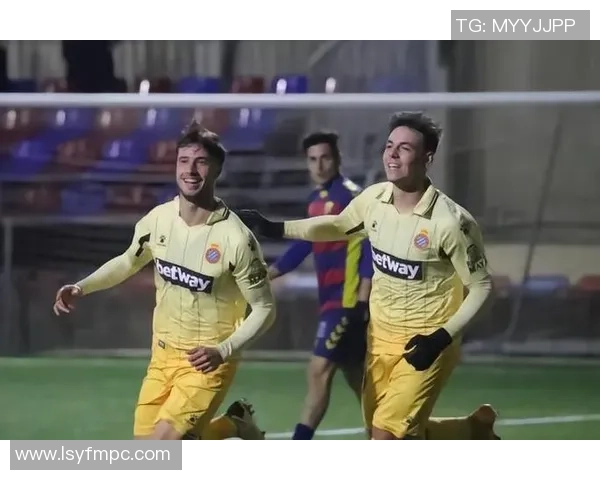 西班牙人对阵利亚戈斯特拉精彩直播全程回顾与赛后分析